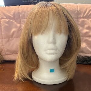 Stylish Blonde Wig for Women